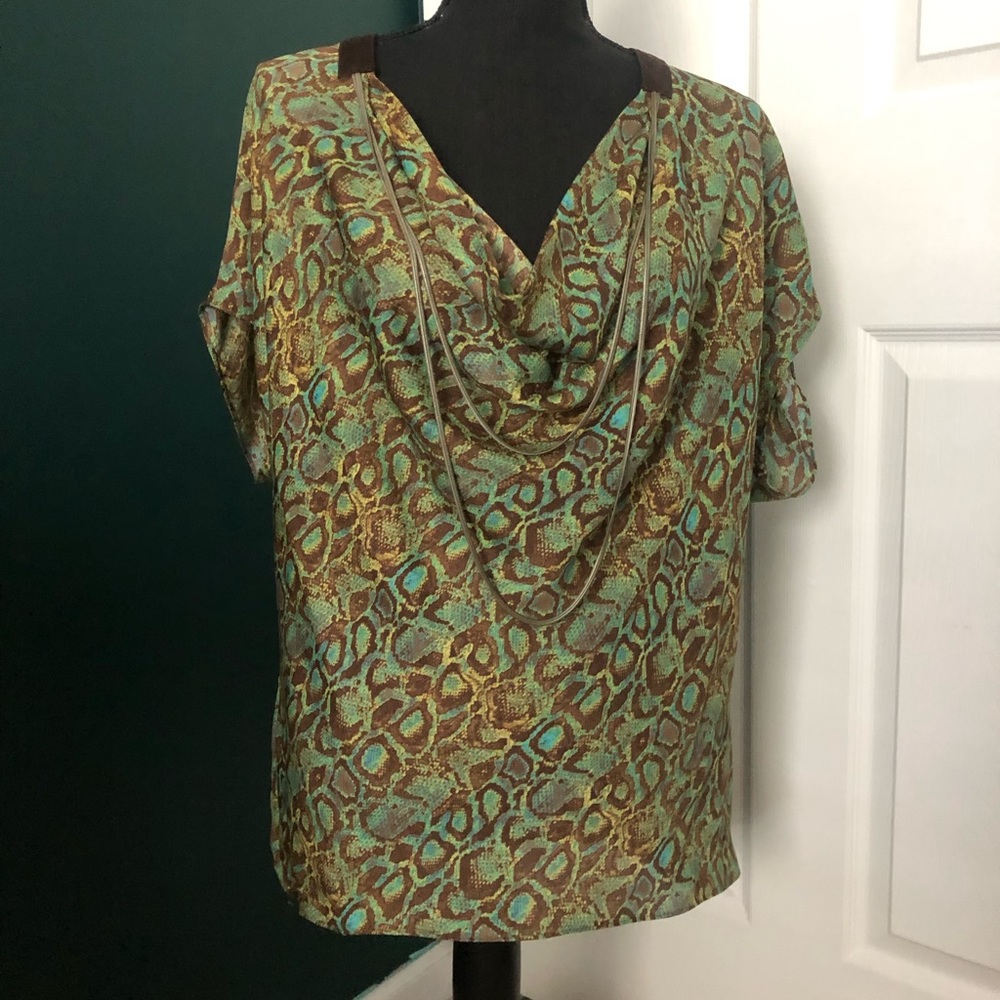 EUC RACHEL Rachel Roy Snake Print Top SZ M